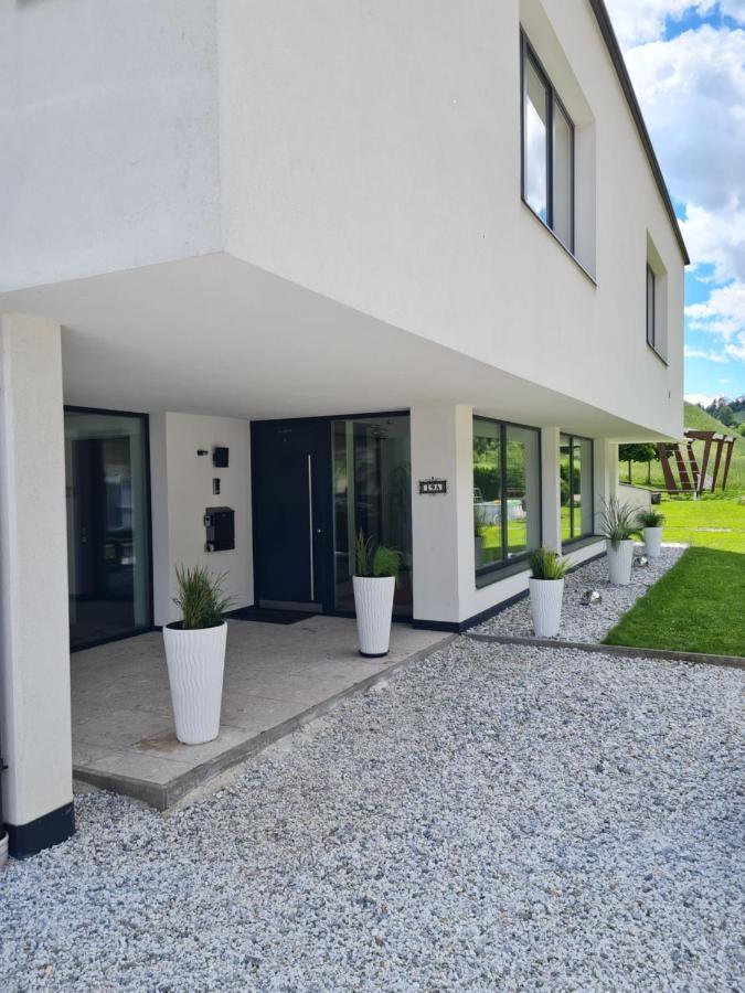 Ferienwohnung Robi Fulpmes Exterior photo